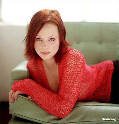 thora birch american beauty window. thora birch nude pictures