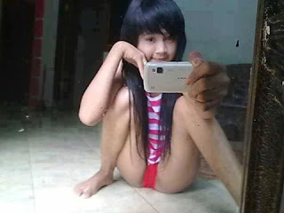 Foto ABG Nakal Hot Pamer BB Baru