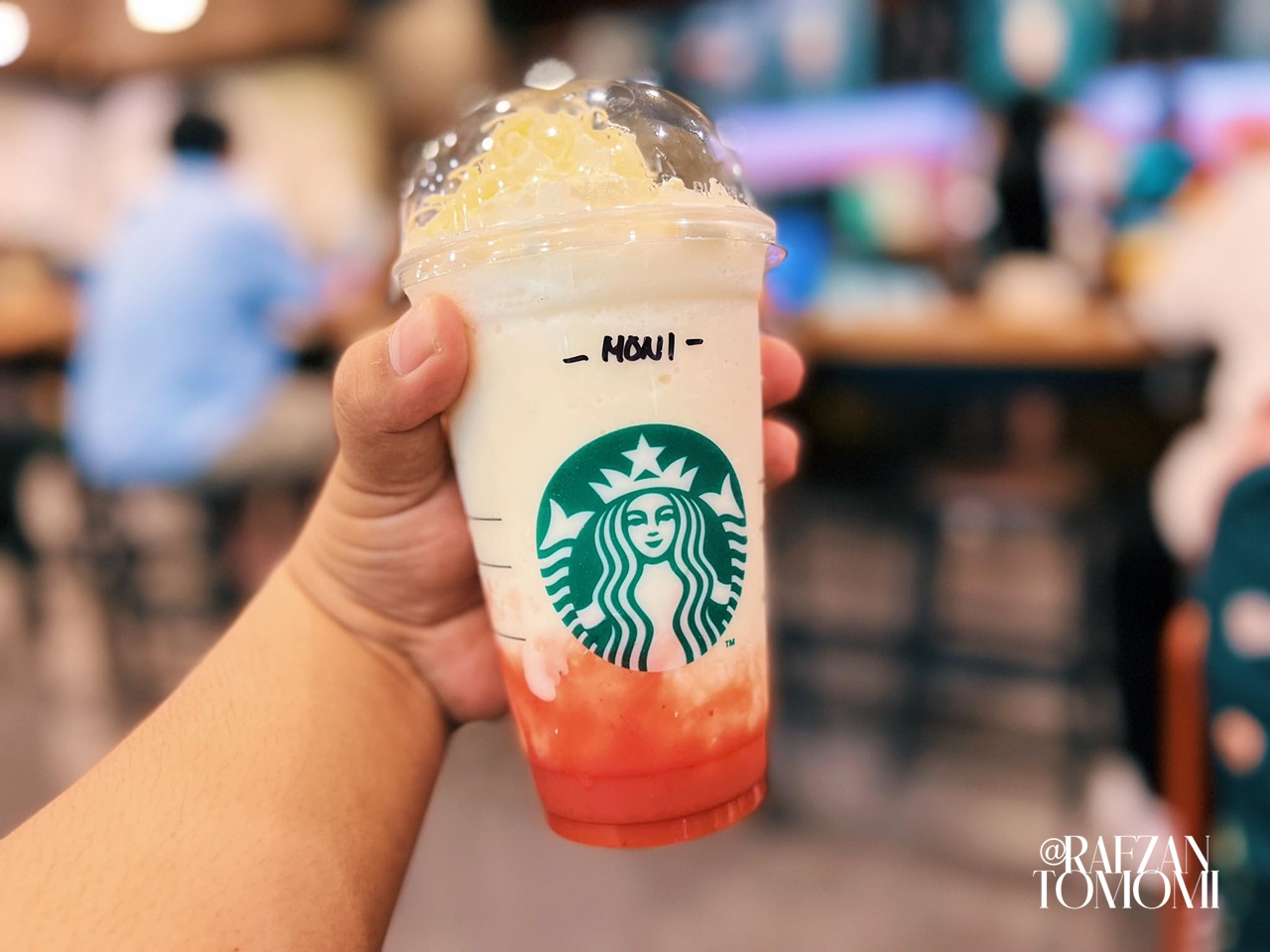 Menu Summer Chill Starbucks 2022 - Strawberry Raspberry Cheesecake Frappuccino & Hazelnut Mocha Cheesecake Frappuccino