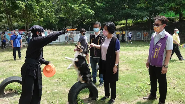 ▲員林寵物公園提供寵物放電場。（圖／記者林明佑攝）