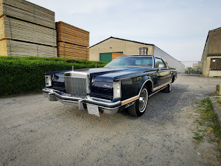 lincoln continental