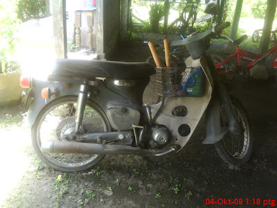 Abah on Sri Mersing  Motor Kapcai Abah