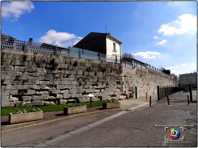 LIGNY-EN-BARROIS (55) - Les remparts médiévaux