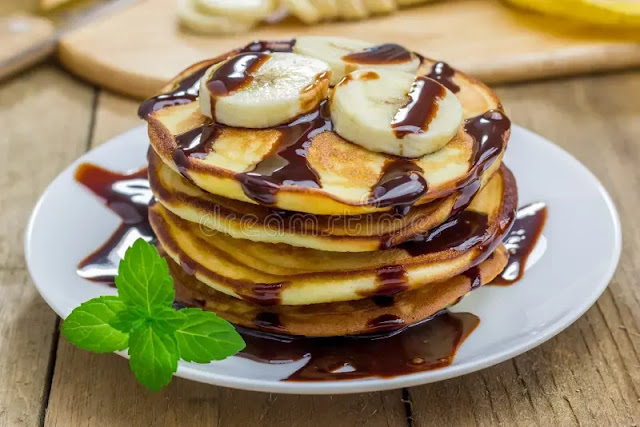 Indulgent Delight: Pancakes with Banana and Chocolate
