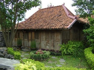  Limasan house