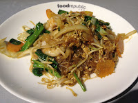 Pad Woon Sen with Chicken