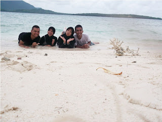 pulau kecil karimunjawa