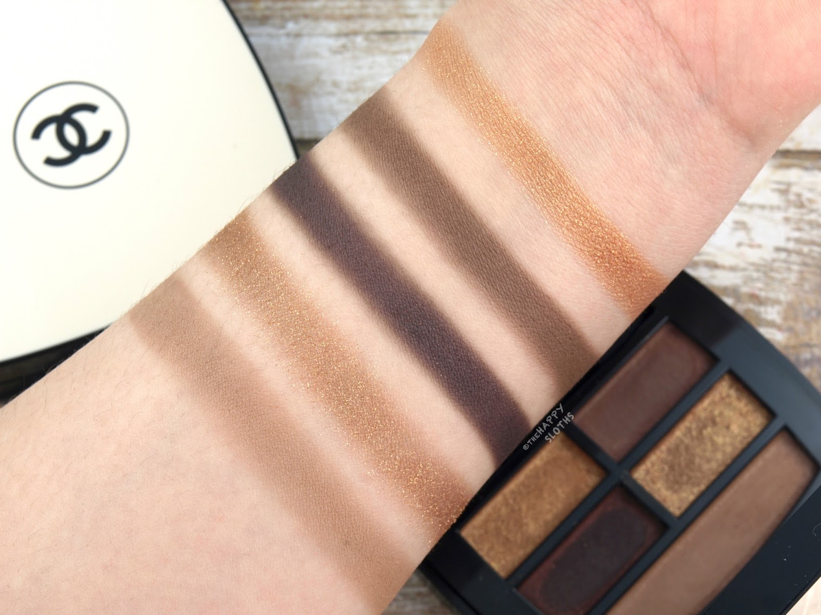 Chanel Les Beiges Healthy Glow Natural Eyeshadow Palette in "Deep": Review and Swatches