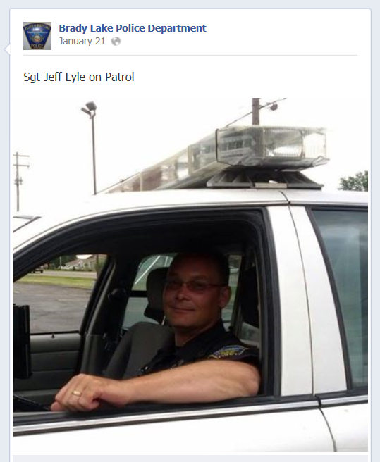 This BLV cop is pals with Sean Ahlegian aka LM Shaffer.  What's that tell you.