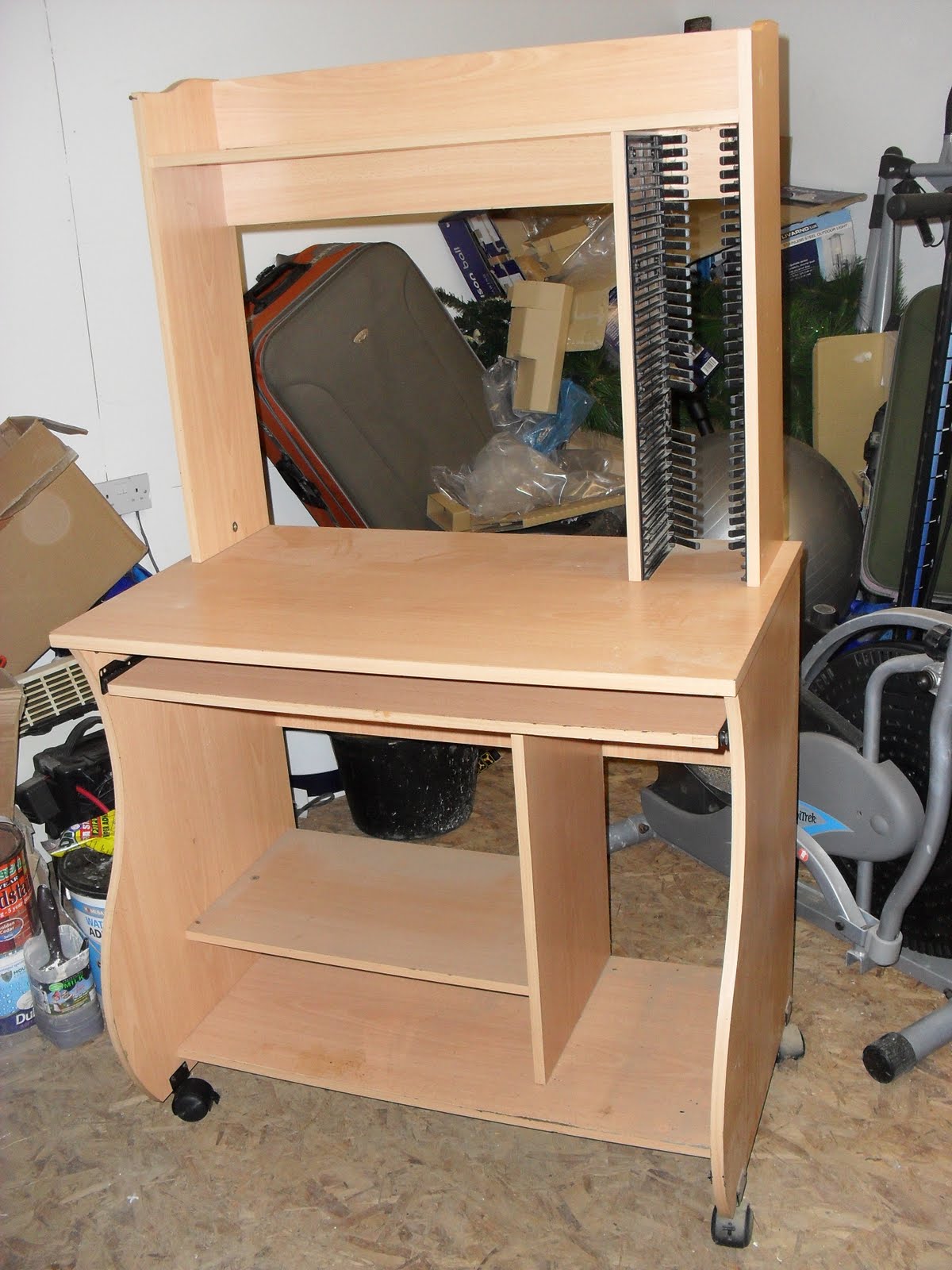how to make a computer desk cheap