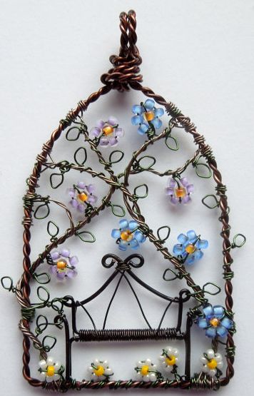 unique wire wrapping artwork ~ easy arts and crafts ideas