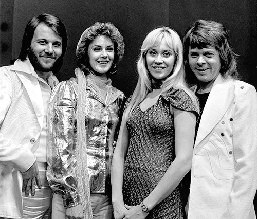 With 204 thousand copies .. “Voyage” by “ABBA” tops record sales in Britain Sweden's ABBA has topped the UK's top 10 record for sales of its new album, Voyage, the quartet's first studio-recorded group since 1981, the official body that sets the ranking announced on Friday.