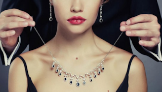 Jewellery- that- unfaithful- men- give- their- mistress