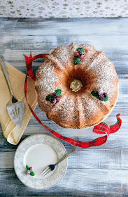 Check out how to make this Classic Bundt Cake with step-by-step video tutorial.  It's gorgeous enough for your Holiday celebration, yet simple enough for everyday enjoyment.  http://uTry.it