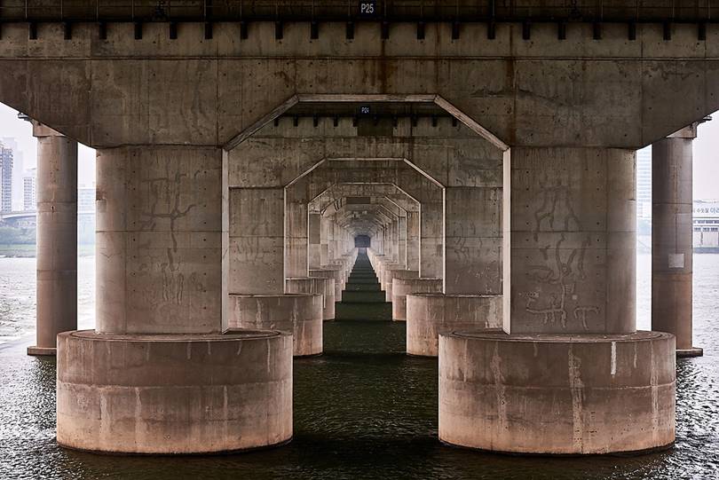 Seoul Bridges on Han River | Almost like optical illusions