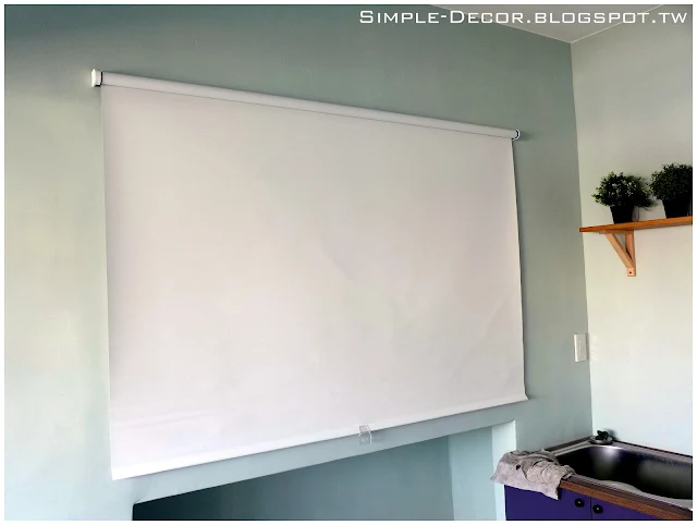 http://simple-decor.blogspot.com/2018/07/IKEA-TUPPLUR-Blackout-roller-blind-white.html