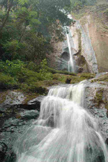 air terjun dolo