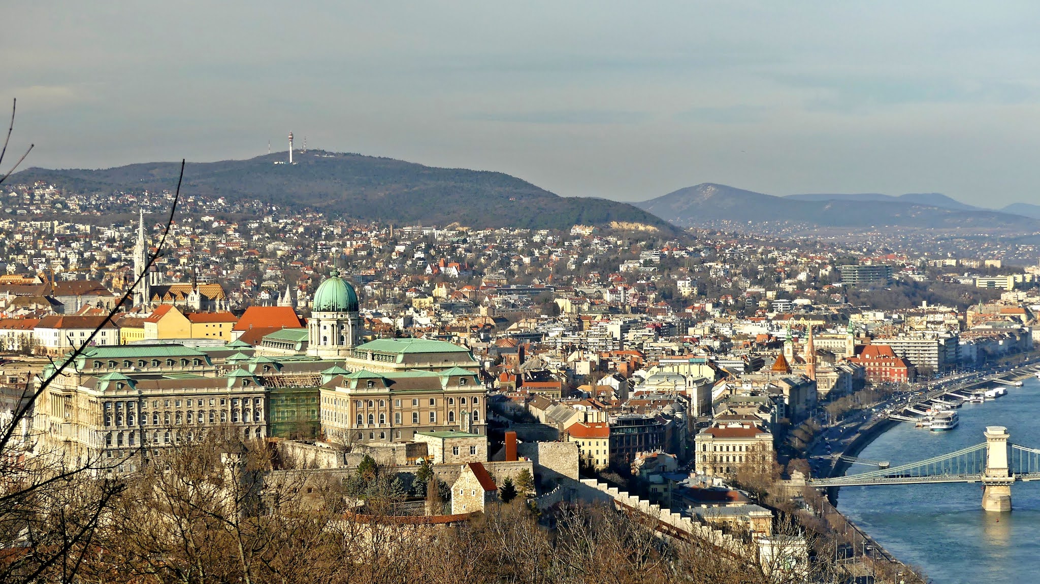 Budapeszt na weekend atrakcje  góra Gellerta cytadela