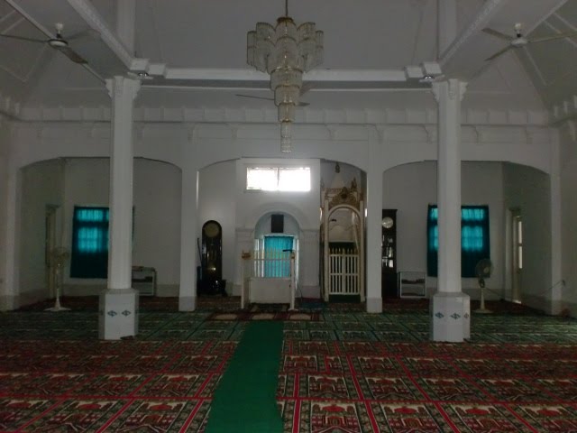  Masjid  Jami SangkapuraRencana Ganti Keramik  Lantai Dan 