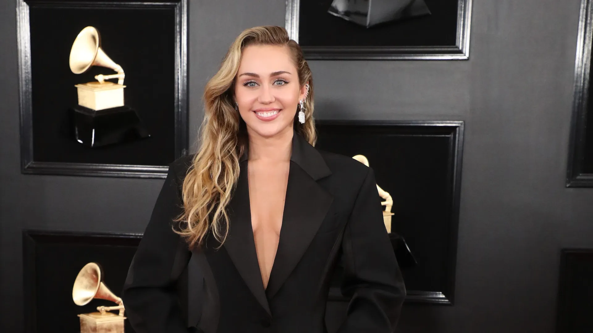 Miley Cyrus at 2019 Grammy Awards