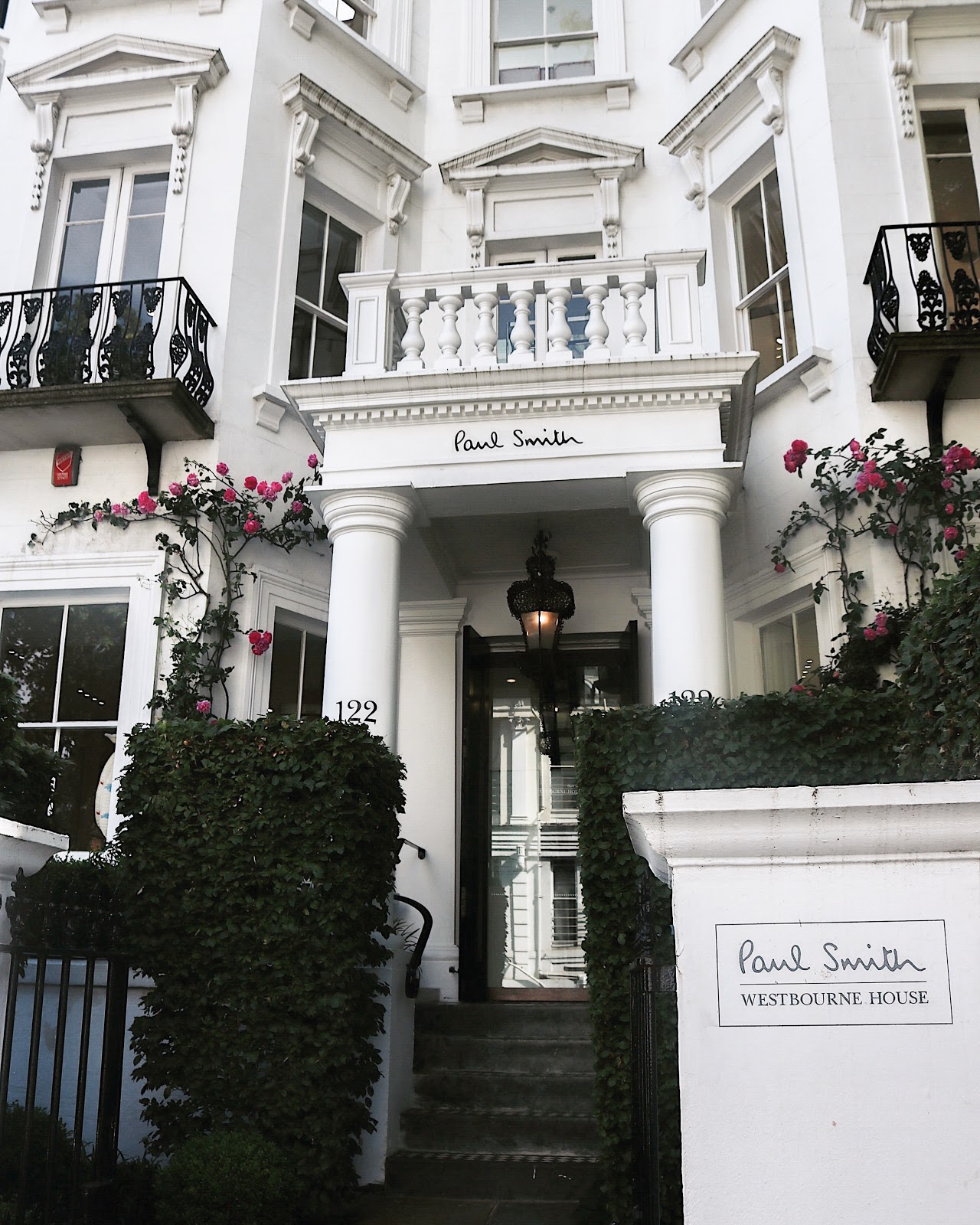 pauline-dress-blog-mode-deco-lifestyle-travel-voyage-europe-londres-angleterre-idees-visites-parcours-touristique-instagram-instagrammable-lieux-notting-hill-paul-smith