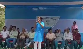 কাঁকসার ধোবারু গ্রামে সিপিআইএম এর সভার পালটা সভা অনুষ্ঠিত হলো তৃণমূলের