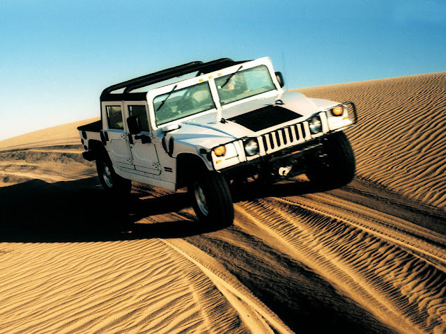 White Hummer H1 Masini desert Wallpapers