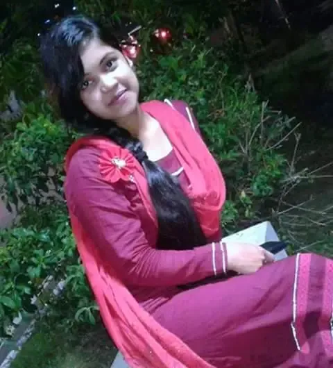 গ্রামের মেয়েদের প্রোফাইল পিক