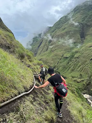 Climbing Mount Rinjani Torean route