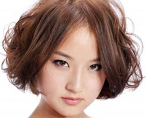 Hairstyles Gallery Model Rambut Pendek Untuk Wajah Bulat 