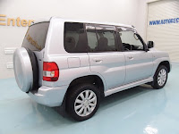 19545A2N8 2003 Mitsubishi Pajero io 4WD