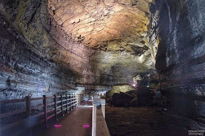 Gua Tabung Lava Manjanggul di Pulau Jeju, Korea