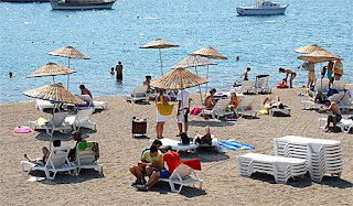 en güzel beachler, plajlar, temiz deniz, beyaz kumsal, mavi bayrak, dikili, çeşme, sole mare, çandarlı, deniz, kumsal, en güzel plaj, bozcaada, akbük,foça, mambo,deniz köy,hanedan,kayra,ayazma,en iyi deniz