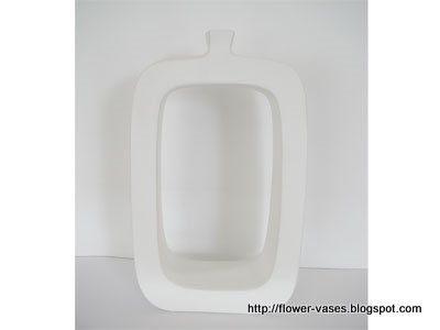 Flower vases:flower-12323