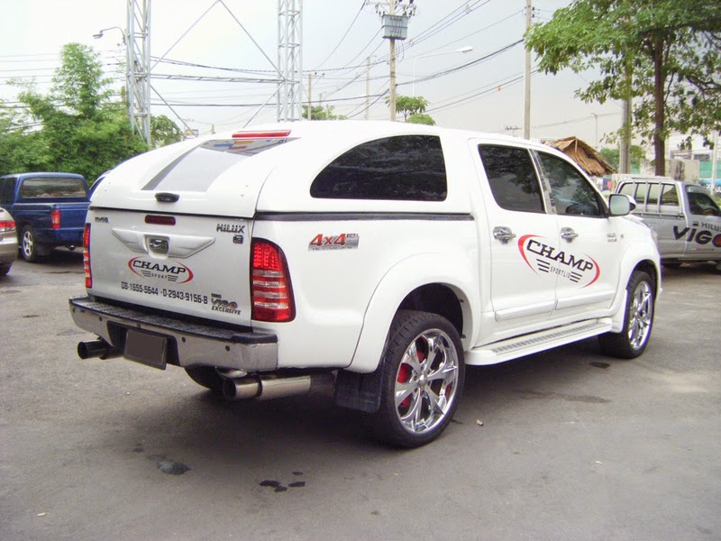 Foto Modifikasi  Mobil  Toyota Hilux  Pick Up Sangar 