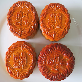 Nam-Yick-Mooncakes-南益