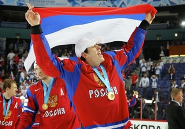 Yevgeni-Malkin-flag-2012WM_Standard