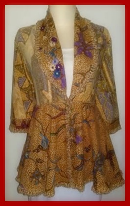 Enam update model blazer batik wanita modern