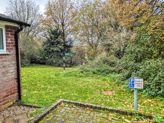 Take the footpath at the SW corner of the car park