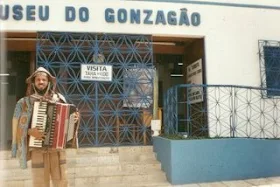 Museu Gonzagão Serrinha: Fazemos Exposições Itinerantes: Tel. 75-9248-4502  tim 75-8852-3780oi-