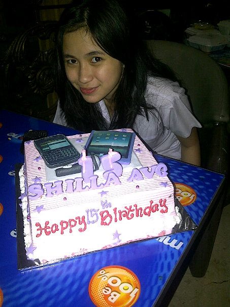 Ashilla Zahrantiara ( Shilla BLINK )