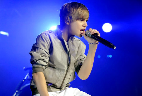 pictures of justin bieber. justin bieber hairstyle for