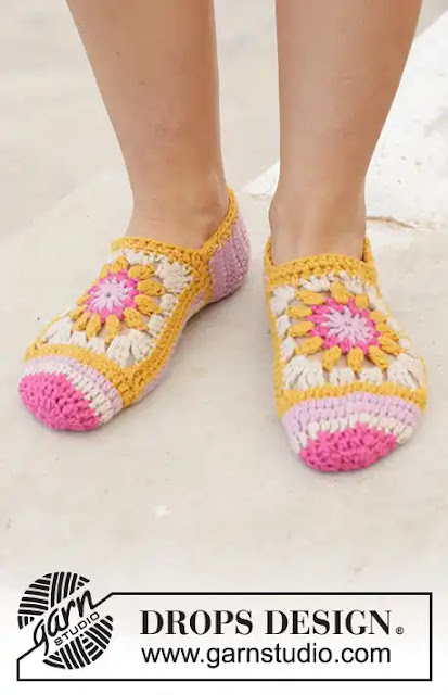 4. Pantufla Himalayan Rose a ganchillo