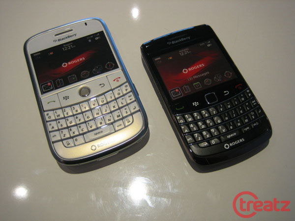 The dummy units for the BlackBerry Bold 9700 and white Bold 9000 have