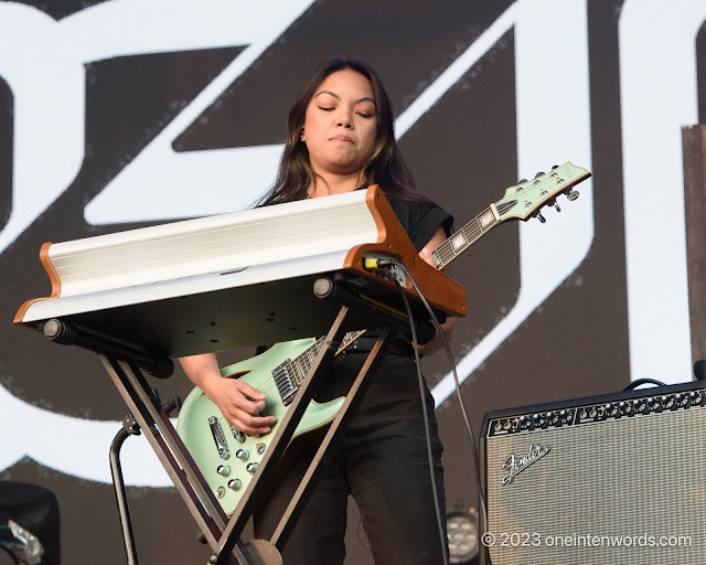 Daya at Lavender Wild Festival on June 4, 2023 Photo by John Ordean at One In Ten Words toronto indie alternative live music blog concert photography pictures photos nikon d750 camera yyz photographer