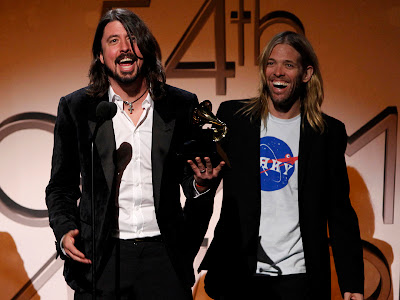 foo fighters di ajang grammy awards ke 54.