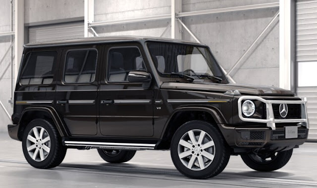 That shade of black called designo Mocha Black metallic for the 2021 Mercedes-Benz G-Class looks like a little bit more very dark brown - that's why it's called Mocha.  The designo Mocha Black Metallic paint looks more like a dark brown color.