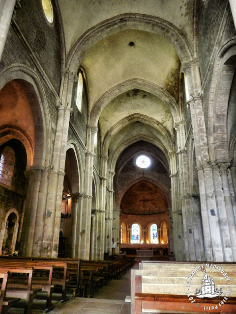 AVALLON (89) - Collégiale Saint-Lazare (Xe-XIIe siècles)