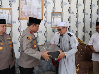 Disambangi Tiga Jenderal Ops NCS, ketua Ponpes Daarul Falah Ciamis Dukung Polri Wujudkan Pemilu Damai