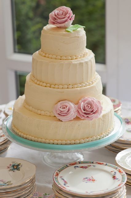 Beautiful Rustic Vintage Wedding cake